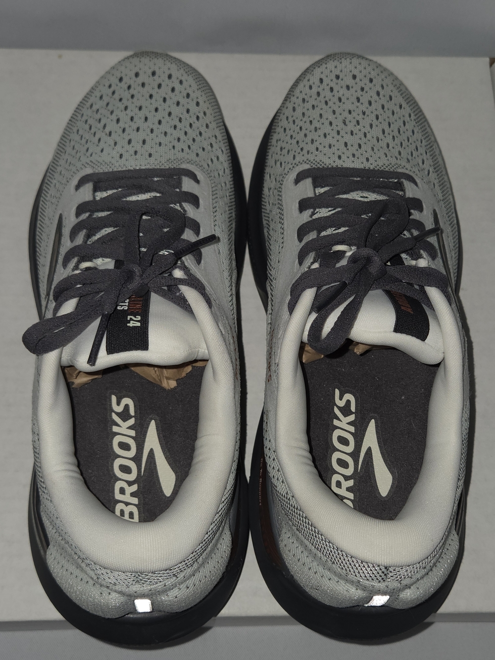 Brooks Adrenaline GTS 24 Running Shoes US Women Size 9 - Picture 7 of 13